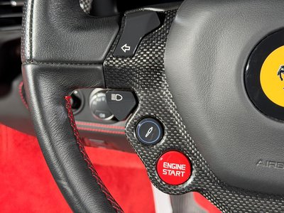 صورة 22 لـ 2011 Ferrari 458 ITALIA