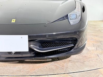 صورة 42 لـ 2011 Ferrari 458 ITALIA