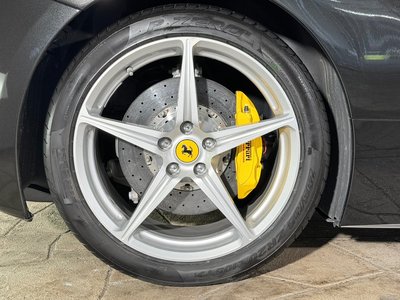 صورة 46 لـ 2011 Ferrari 458 ITALIA