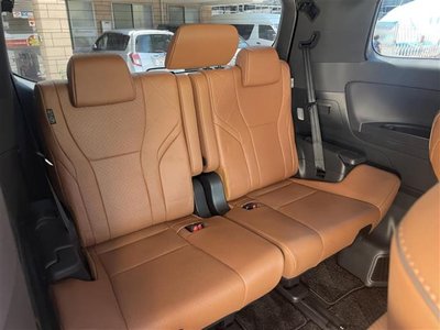 صورة 8 لـ 2023 Toyota VELLFIRE