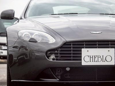 2018 Aston Martin V8 photo 4
