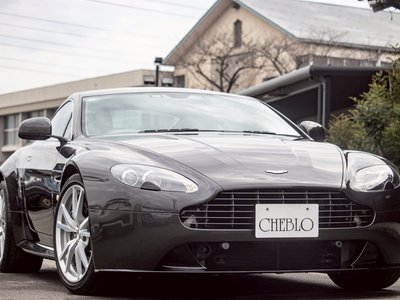 2018 Aston Martin V8 photo 2