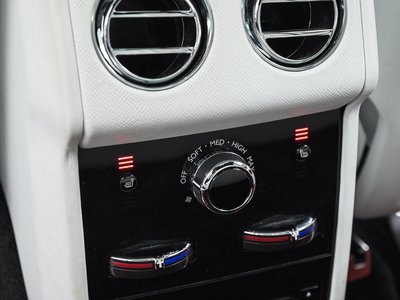 2022 ROLLS-ROYCE CULLINAN photo 38