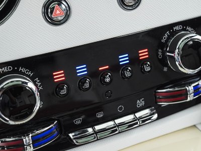 2022 ROLLS-ROYCE CULLINAN photo 40