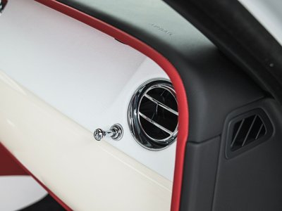 2022 ROLLS-ROYCE CULLINAN photo 32