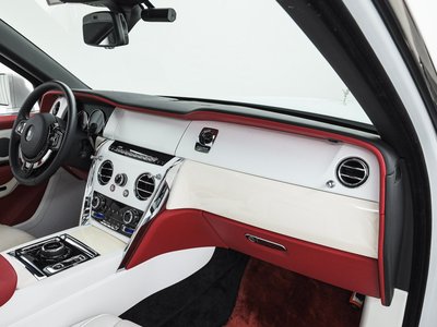 2022 ROLLS-ROYCE CULLINAN photo 18