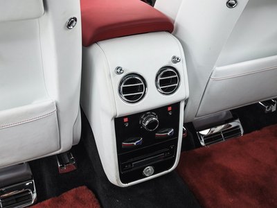 2022 ROLLS-ROYCE CULLINAN photo 37