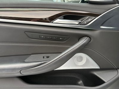صورة مصغرة 35 لـ 2018 BMW M5
