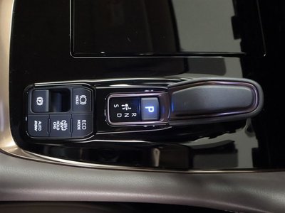 2025 Toyota ALPHARD — фото 20