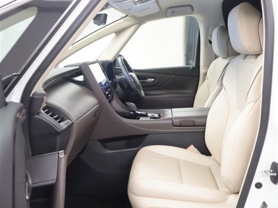 2025 Toyota ALPHARD — фото 32