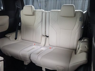 2025 Toyota ALPHARD — фото 34