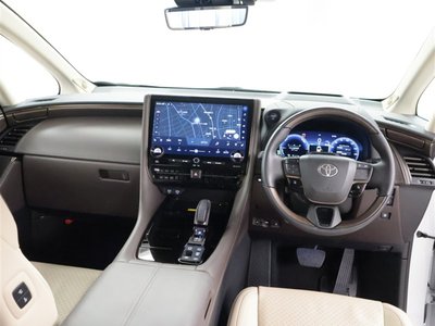 2025 Toyota ALPHARD — фото 5