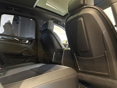 2019 Porsche CAYENNE thumbnail 25