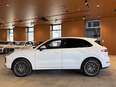 2019 Porsche CAYENNE thumbnail 33