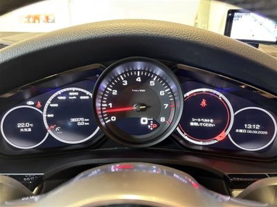 2019 Porsche CAYENNE photo 5