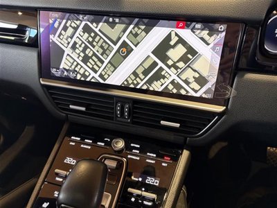 2019 Porsche CAYENNE photo 10