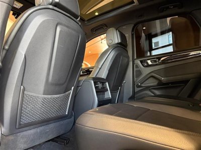 2019 Porsche CAYENNE thumbnail 23