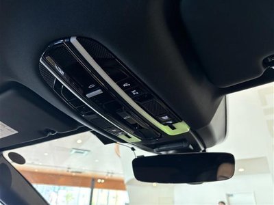 2019 Porsche CAYENNE photo 7