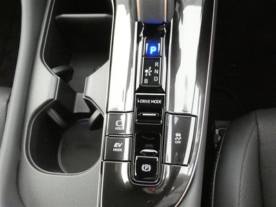 2023 Toyota CROWN SPORT 照片 25