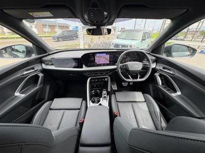 2025 AUDI Q5 photo 12