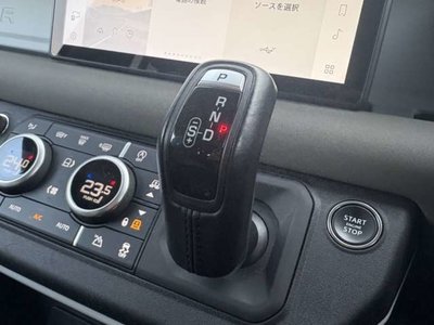 2022 LAND Rover DEFENDER thumbnail 21