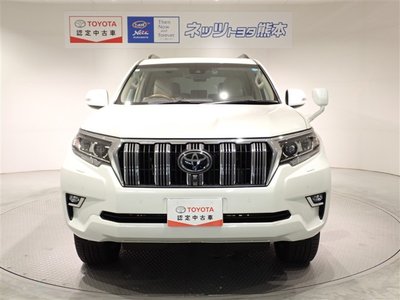 2023 Toyota LAND CRUISER PRADO photo 2