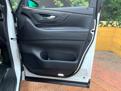 2024 Toyota ALPHARD — миниатюра 31