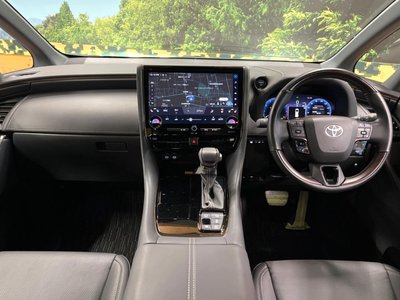 2024 Toyota ALPHARD — миниатюра 2