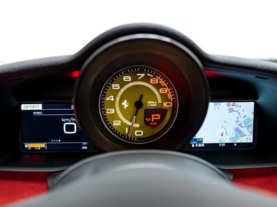 صورة 16 لـ 2019 Ferrari 488 PISTA SPIDER