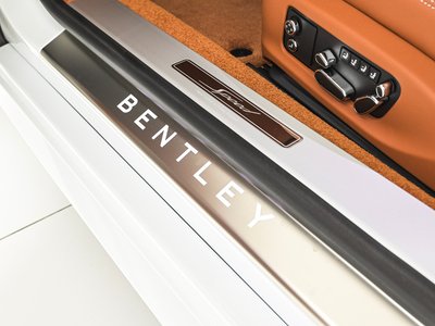 صورة 33 لـ 2026 Bentley CONTINENTAL
