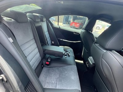 2022 Lexus IS 缩略图 39