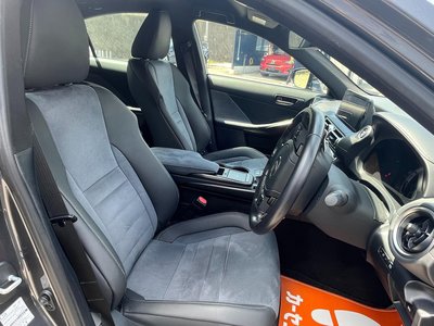 2022 Lexus IS 缩略图 8