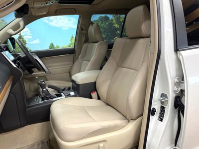 2023 Toyota LAND CRUISER PRADO thumbnail 23