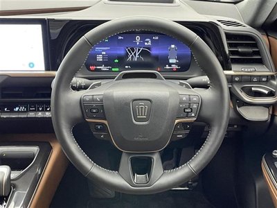صورة 10 لـ 2025 Toyota CROWN ESTATE