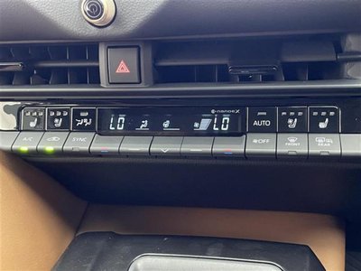 صورة 27 لـ 2025 Toyota CROWN ESTATE