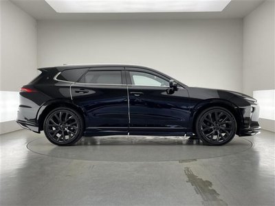 صورة 40 لـ 2025 Toyota CROWN ESTATE