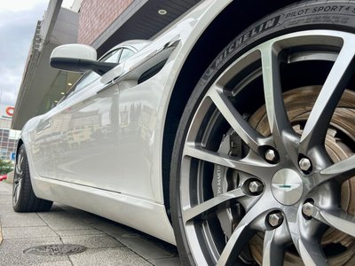 صورة مصغرة 29 لـ 2015 Aston Martin RAPIDE