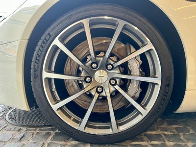 صورة مصغرة 27 لـ 2015 Aston Martin RAPIDE