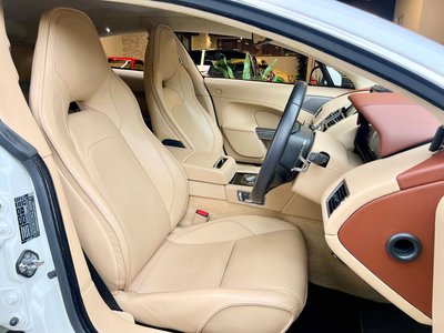 صورة مصغرة 11 لـ 2015 Aston Martin RAPIDE