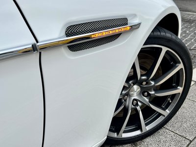 صورة مصغرة 53 لـ 2015 Aston Martin RAPIDE