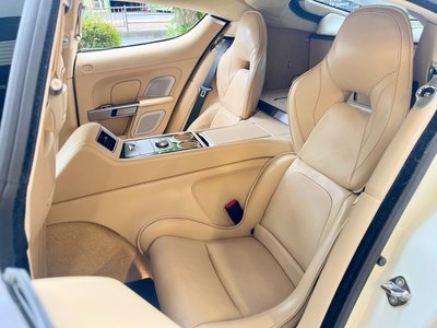 صورة مصغرة 12 لـ 2015 Aston Martin RAPIDE