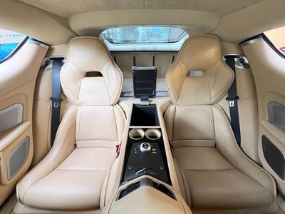 صورة مصغرة 34 لـ 2015 Aston Martin RAPIDE