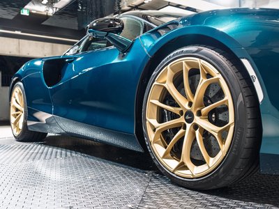 صورة 11 لـ 2025 Mclaren ARTURA