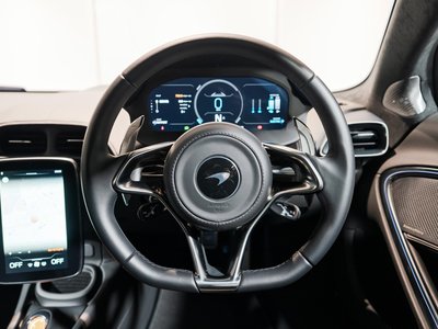 صورة 15 لـ 2025 Mclaren ARTURA
