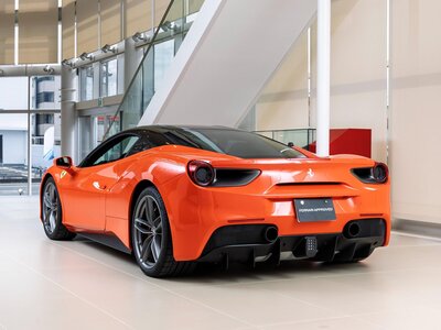 2017 Ferrari 488 GTB thumbnail 15