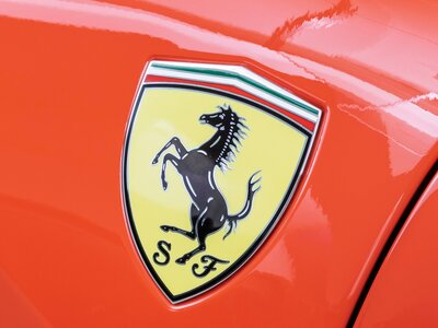 2017 Ferrari 488 GTB thumbnail 25
