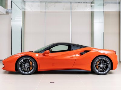 2017 Ferrari 488 GTB thumbnail 20