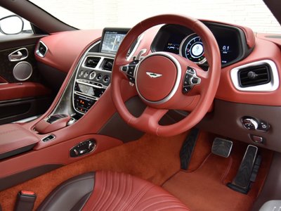 2020 Aston Martin DB11 缩略图 25