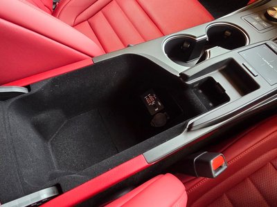 2025 Lexus IS — миниатюра 47