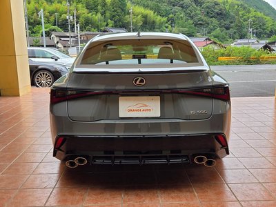 2025 Lexus IS — миниатюра 6